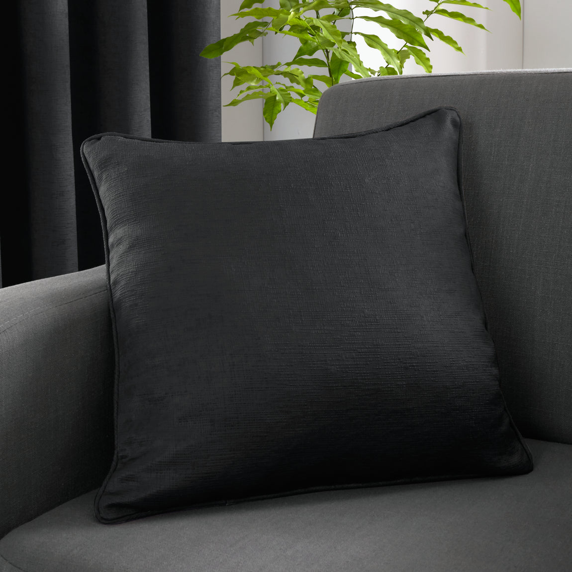 Fusion Strata Filled Cushion 43cm x 43cm Black