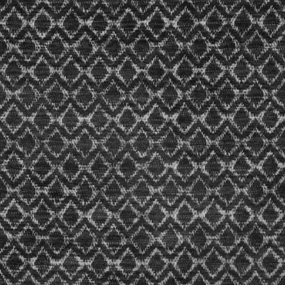 HOUSE Llewelyn-Bowen Divina Made To Measure Roman Blind Nero
