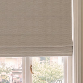HOUSE Llewelyn-Bowen Divina Made To Measure Roman Blind Pearl