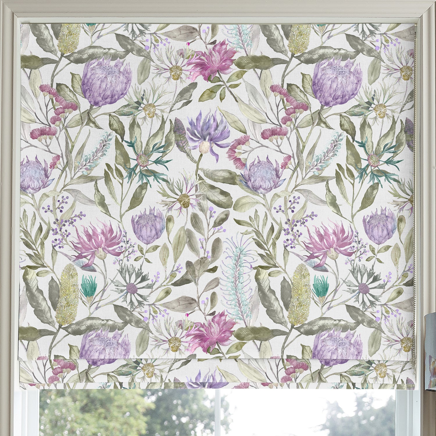 Voyage Vitoria Made to Measure Roman Blind Violet