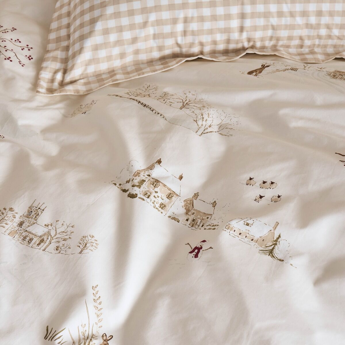 Sophie Allport Winter Scene Pair of Oxford Pillowcases Off White