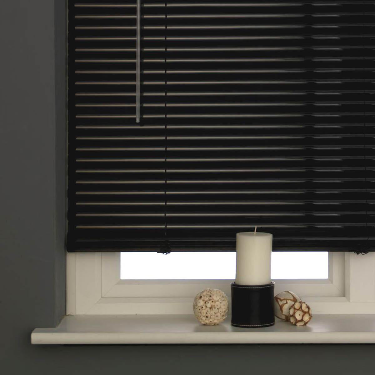 25mm Aluminum Venetian Blind Black