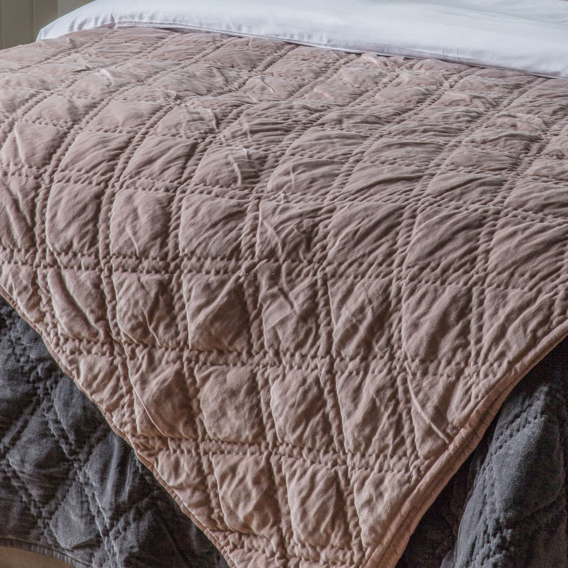 Quilted Cotton 240cm x 260cm Bedspread Blush