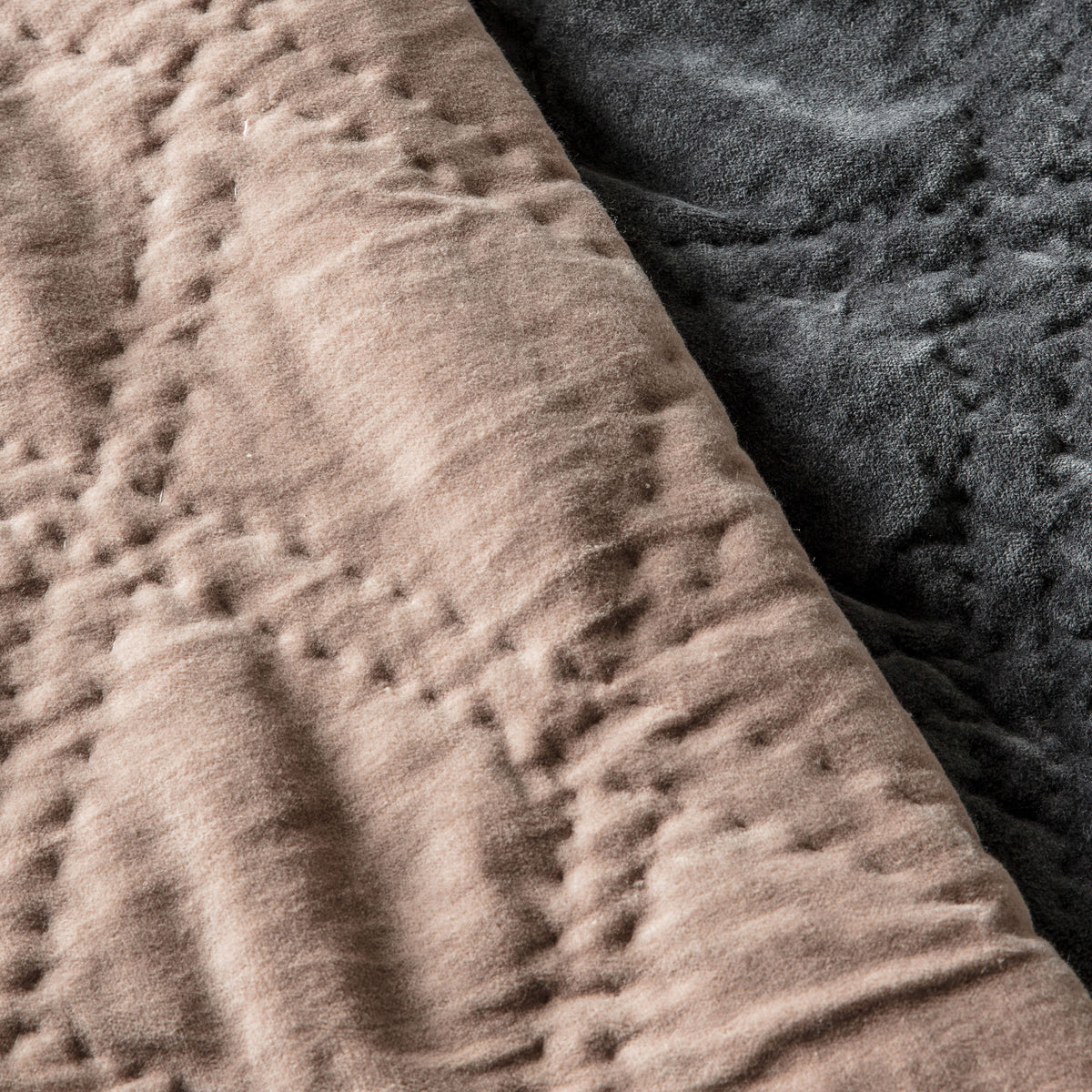Quilted Cotton 240cm x 260cm Bedspread Blush