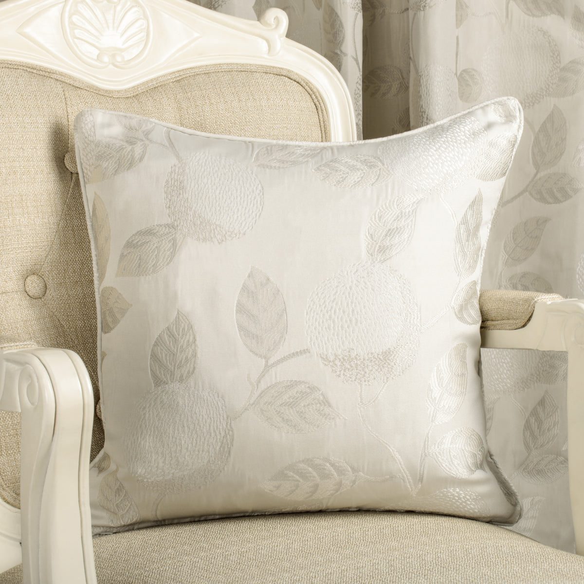 Curtina Bramford Filled Cushion 43cm x 43cm Natural