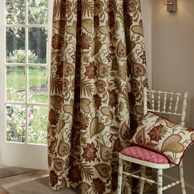 iLiv Etienne Fabric Cinnabar