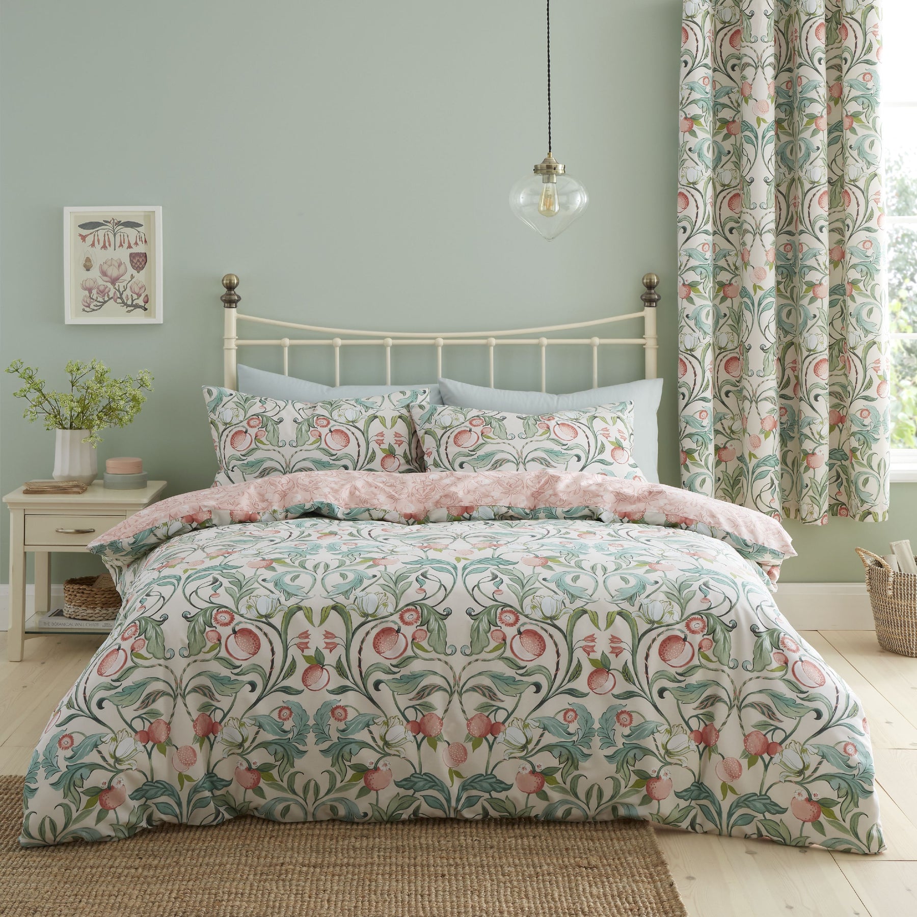 Catherine Lansfield Clarence Floral Bedding Set Natural Green