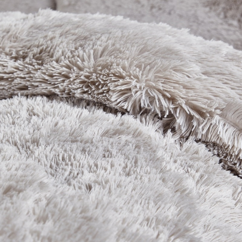 Catherine Lansfield Cuddly Deep Pile Faux Fur Duvet Cover Bedding Set Silver