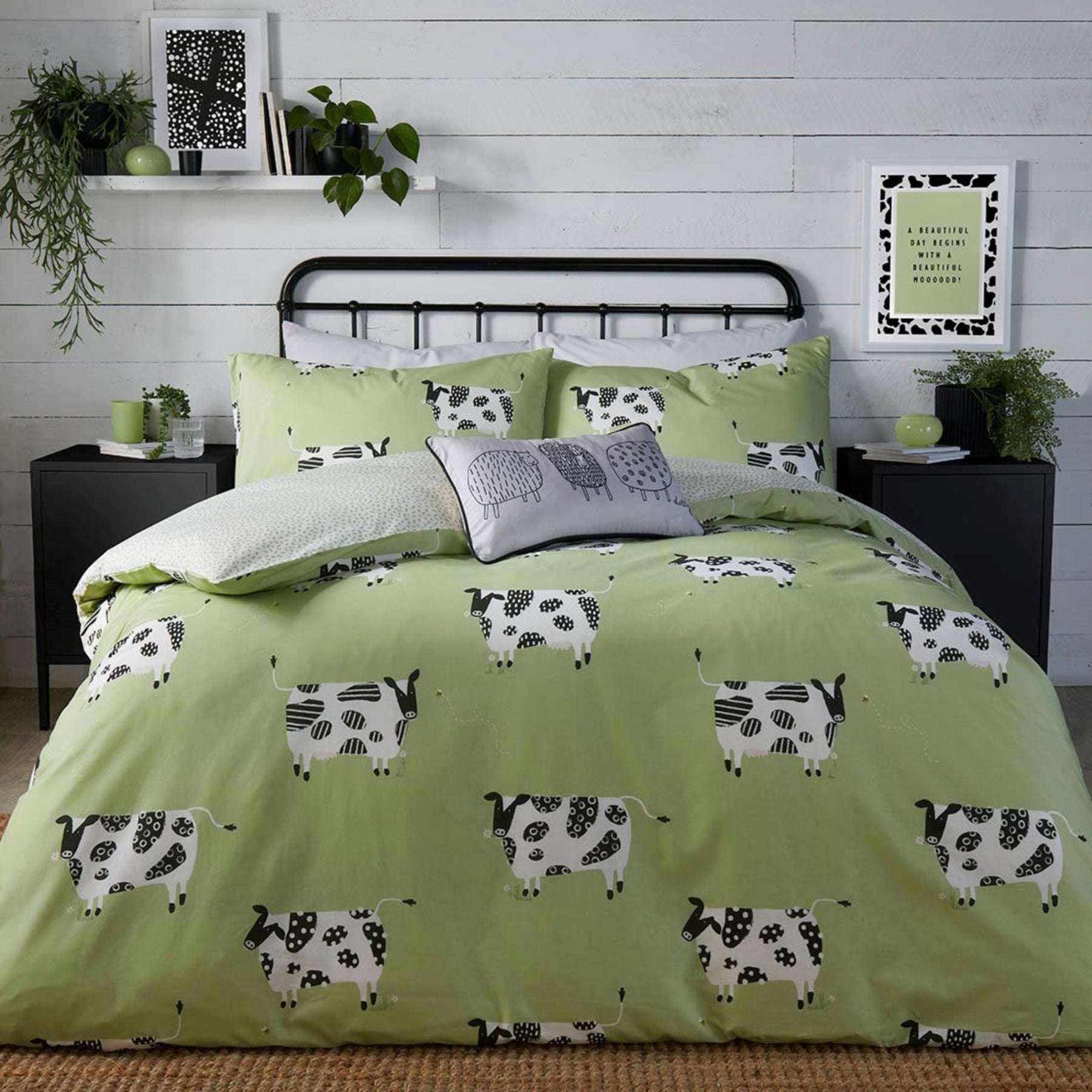 Daisy Cow Bedding Set Green