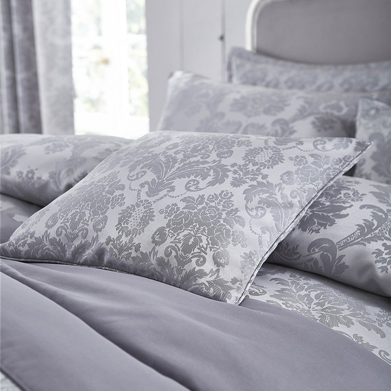 Catherine Lansfield Damask Jacquard Duvet Cover Bedding Set Silver