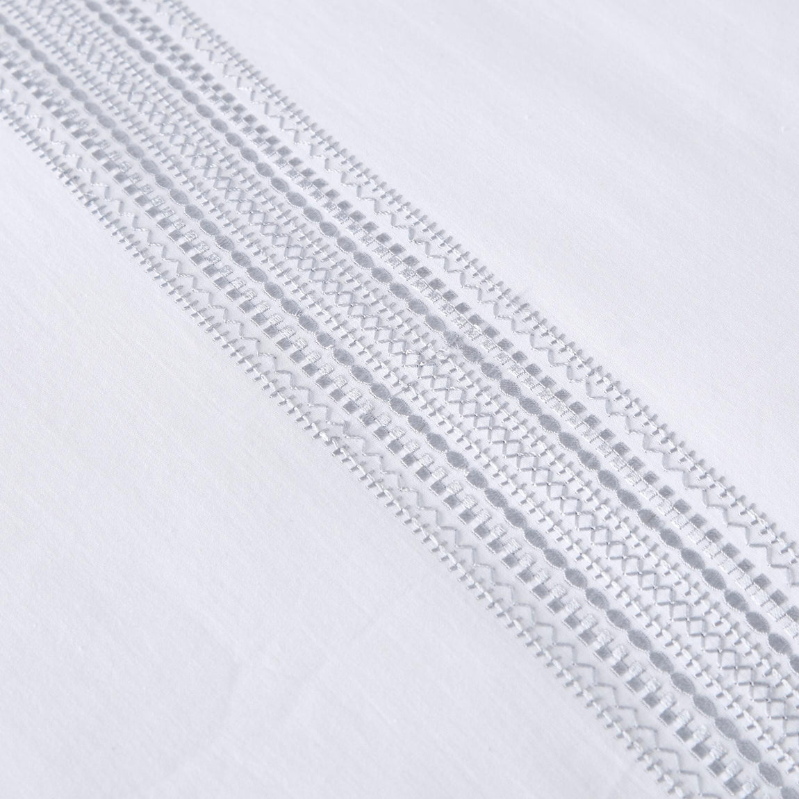 Appletree Boutique Embroidered Band Duvet Cover Bedding Set White