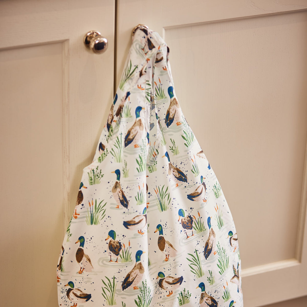 Ulster Weavers Farmhouse Ducks Packable Bag Sage