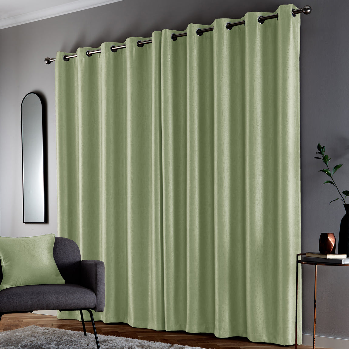 Goodwood Blockout Ready Made Eyelet Curtains Green