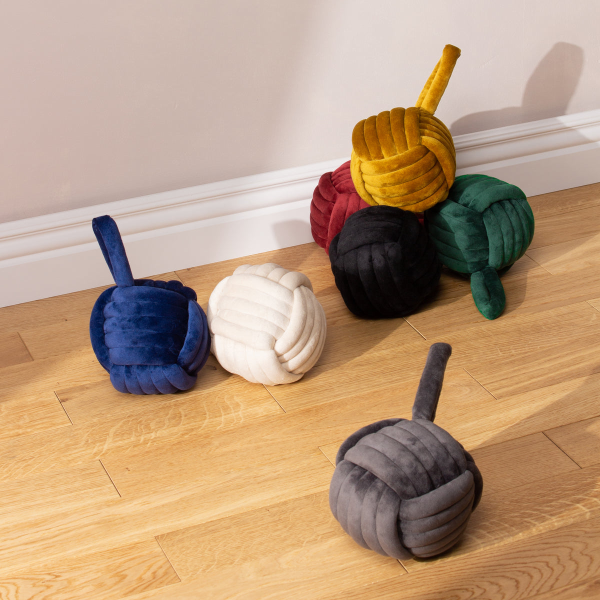 Knot Doorstop 14cm Charcoal
