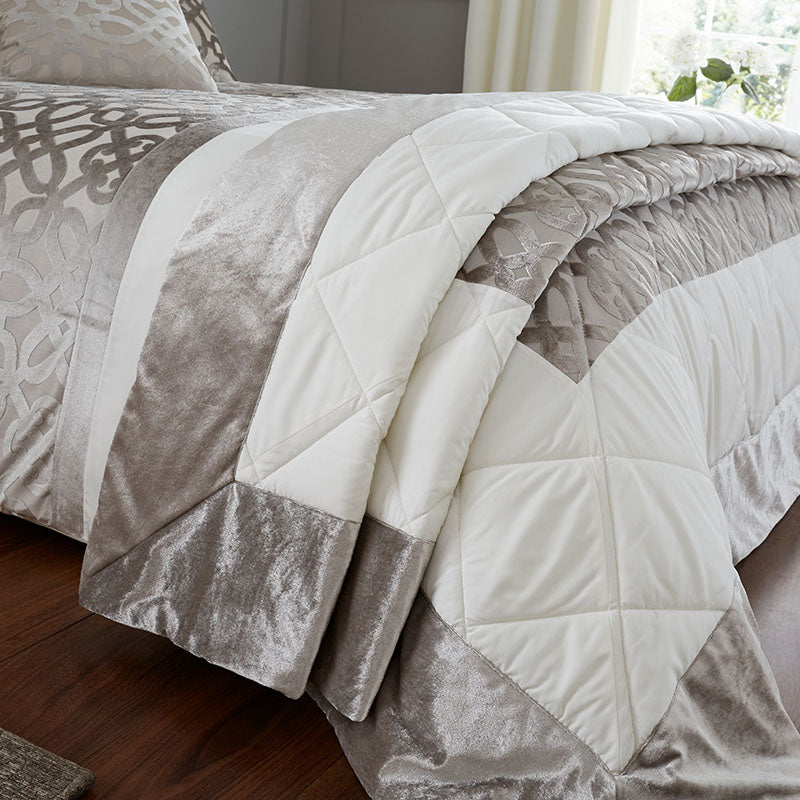 Catherine Lansfield Lattice Cut Velvet Duvet Cover Bedding Set Natural