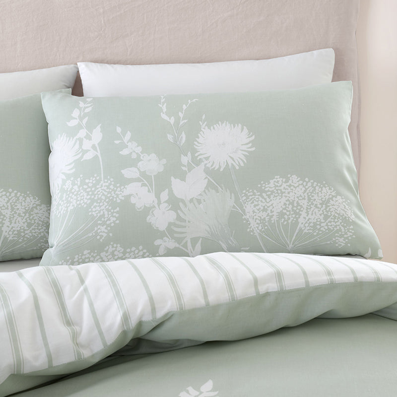 Catherine Lansfield Meadowsweet Floral Duvet Cover Bedding Set Green