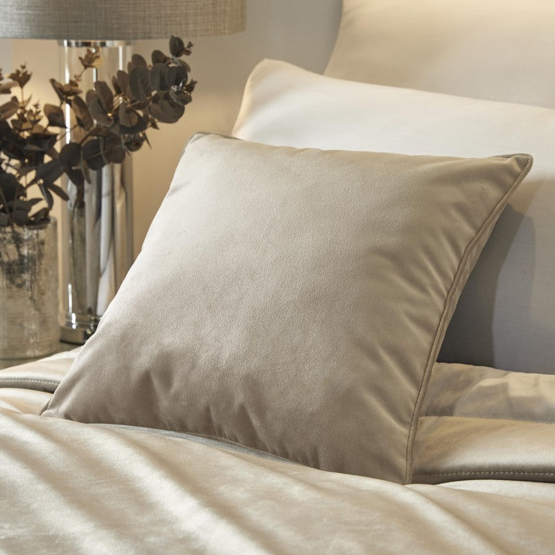 Soiree Melanie Filled Cushion 43cm x 43cm Linen