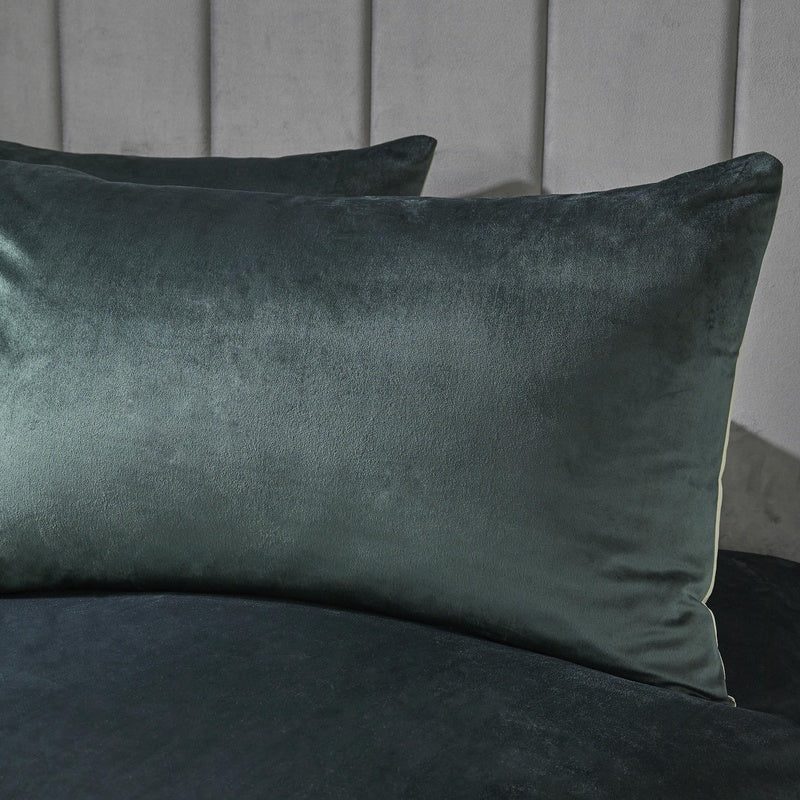 Laurence Llewelyn-Bowen Montrose Duvet Cover Bedding Set Bottle Green