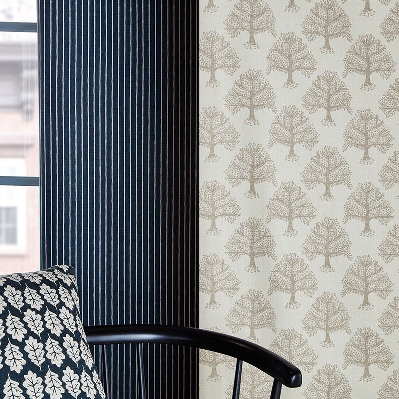 iLiv Oak Leaf Fabric Midnight