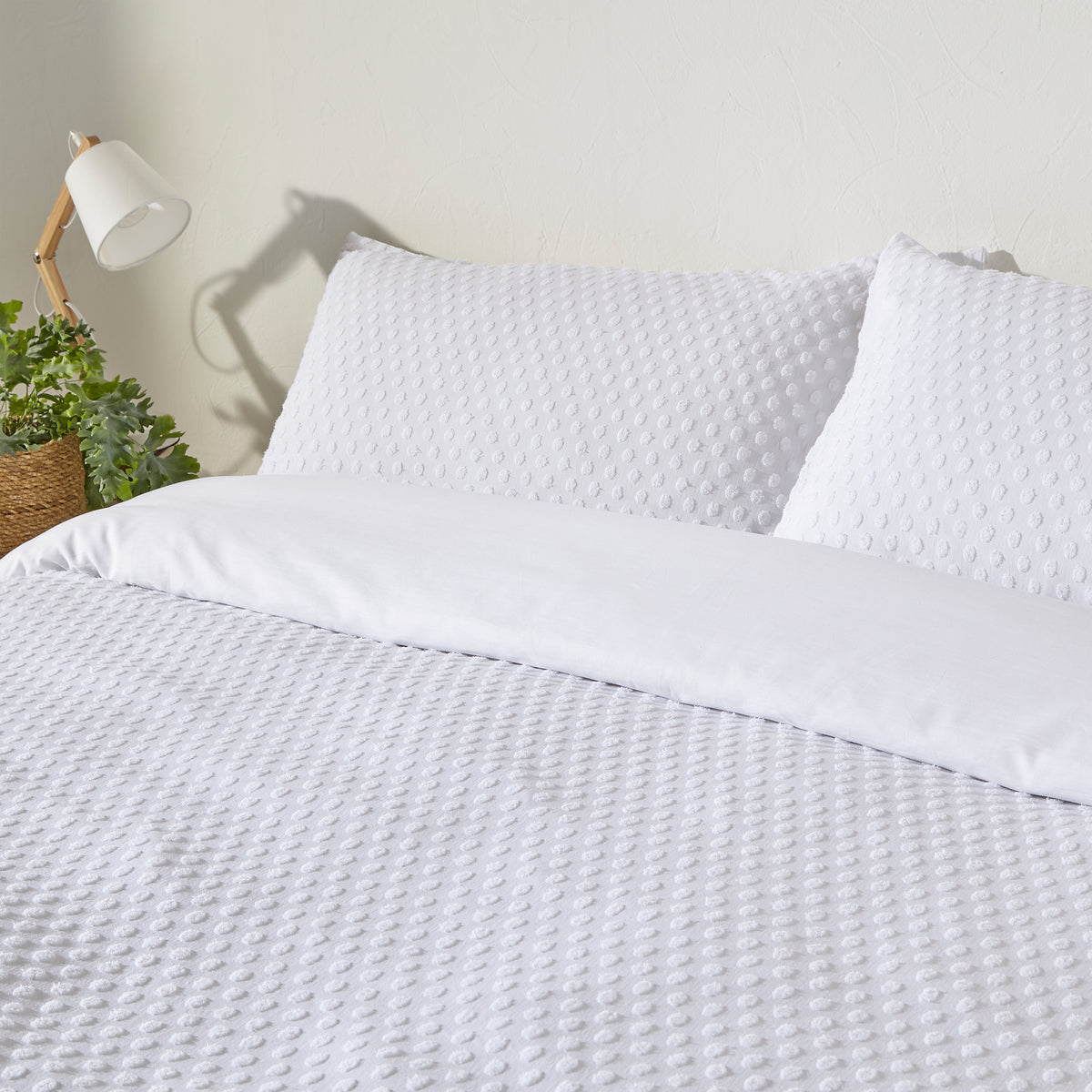 Yard Polka Tuft Duvet Cover Bedding Set White