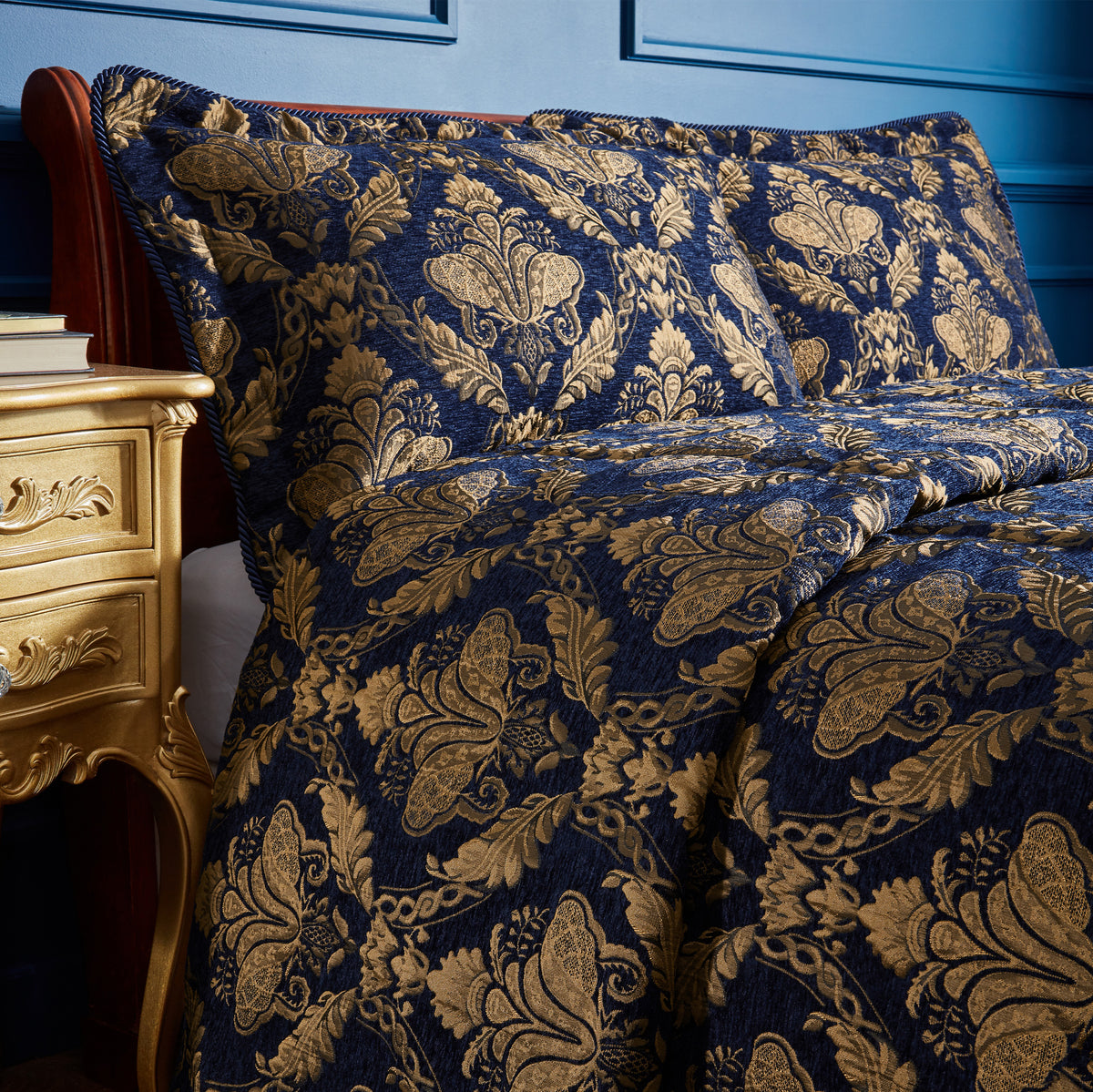 Paoletti Shiraz Pillowsham 48cm x 74cm Pillowcase Navy