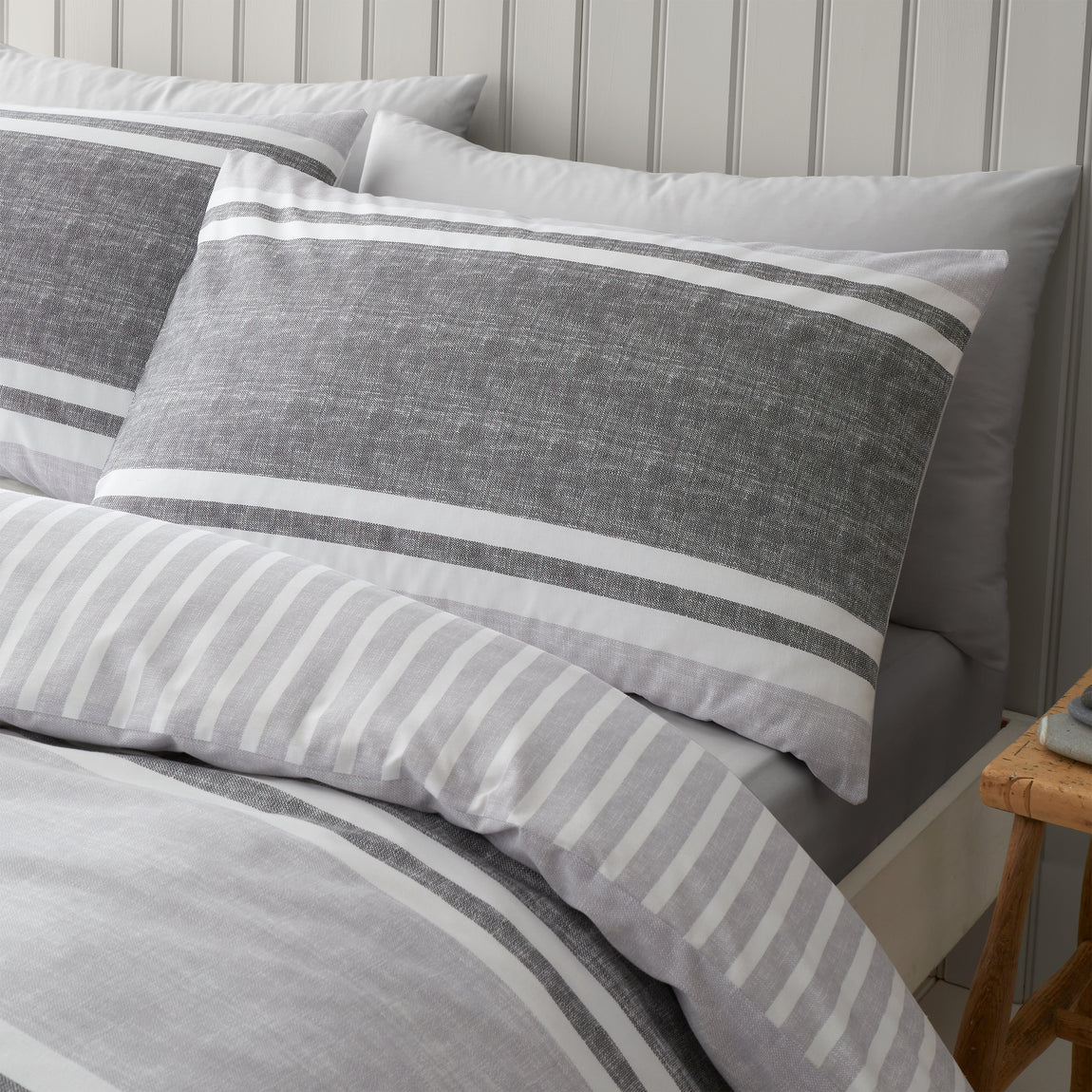 Catherine Lansfield Textured Banded Stripe Duvet Cover Bedding Set Charcoal Grey