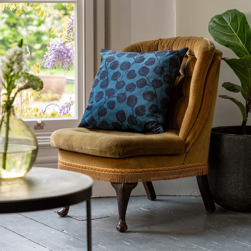 Linda Barker Ursulas Vine Piped Filled Cushion 50cm x 50cm Breakers