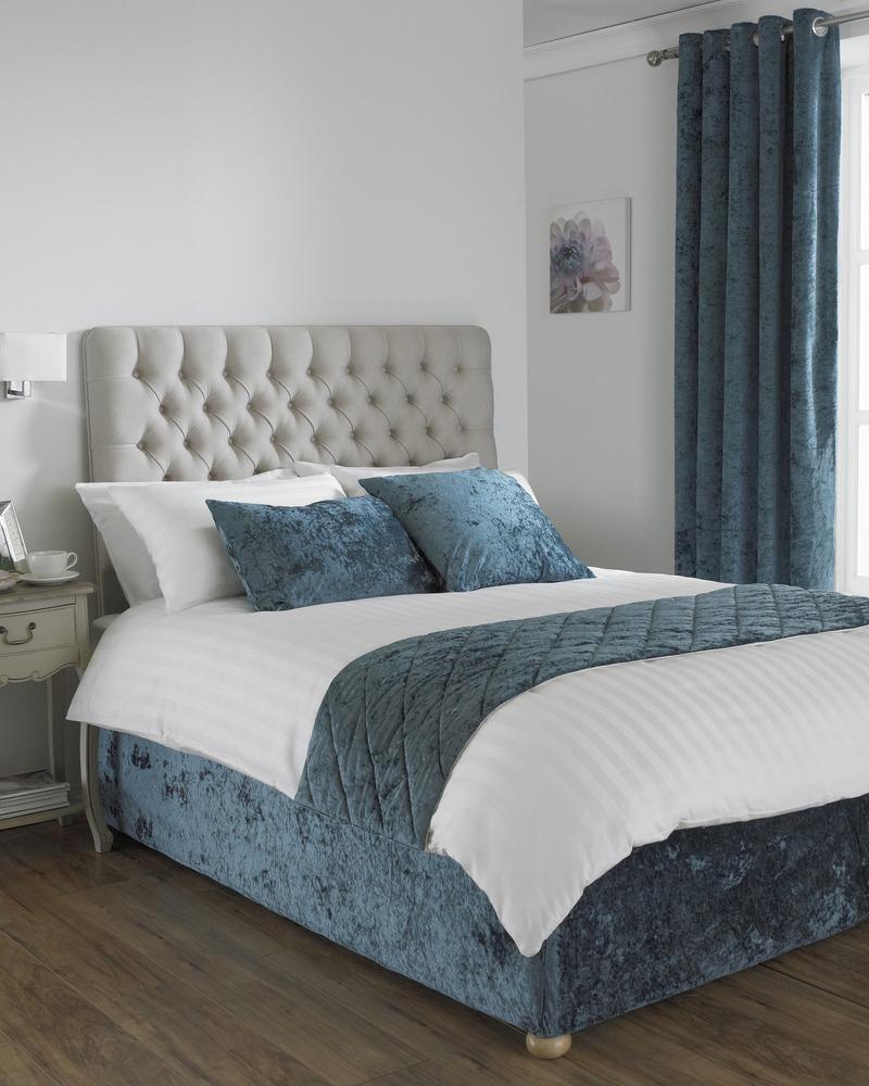 Paoletti Verona Crushed Velvet Bed Runner Teal