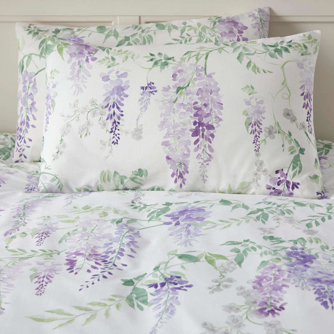 Dreams & Drapes Wisteria Duvet Cover Bedding Set Lilac